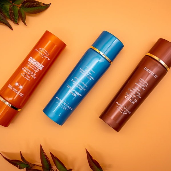 UV screen printing on tubes