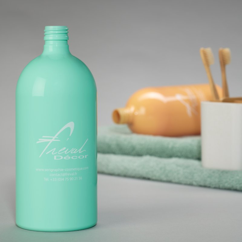 Lacquering and screen printing for PET& RPET bottles